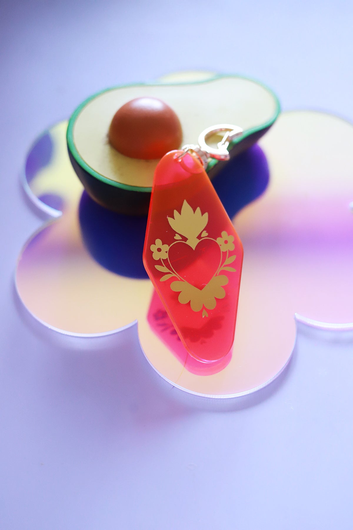 Porte-clés motel ex-voto rose fluo