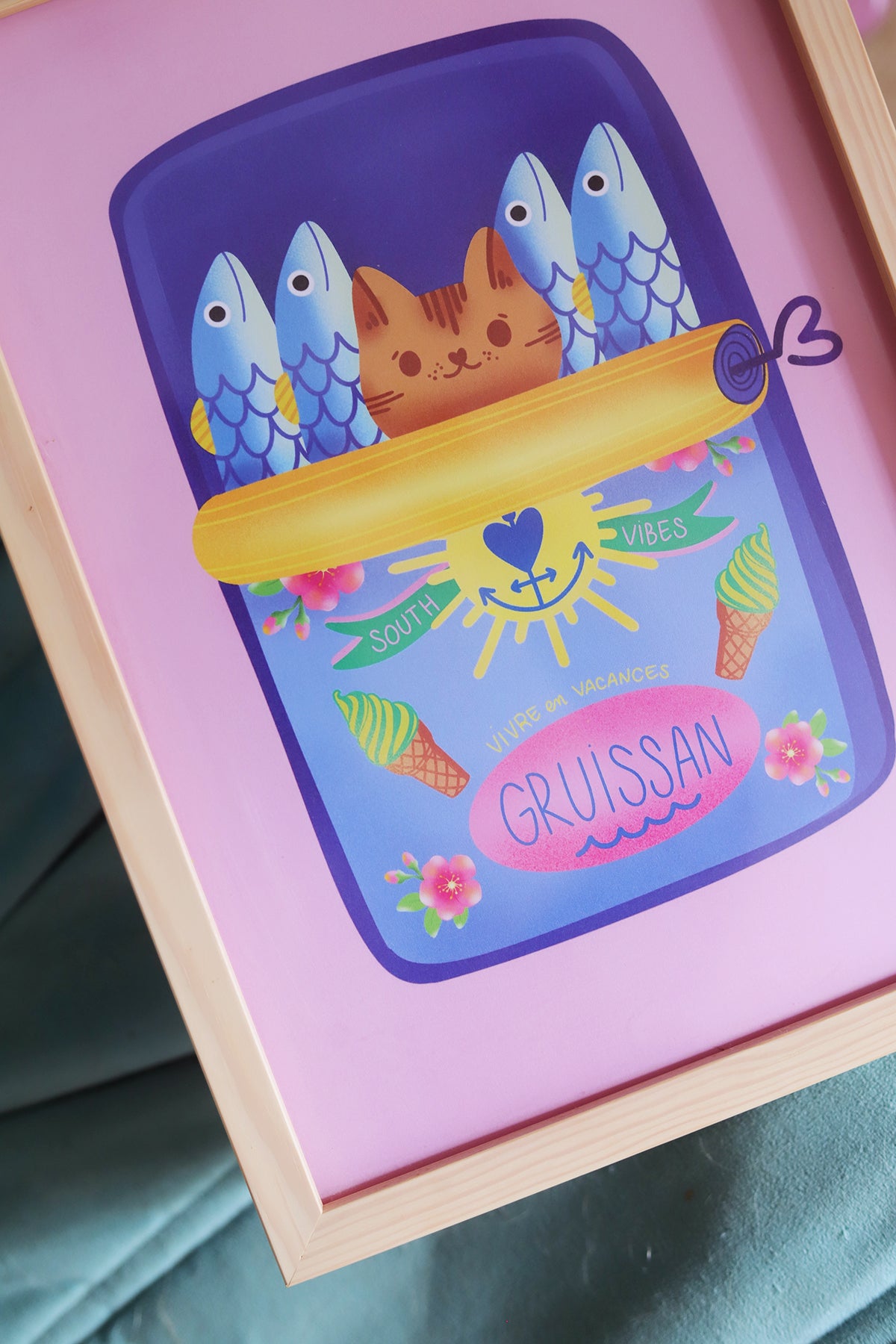 Affiche Boîte de sardines chaton – Illustration estivale par Poulette Magique