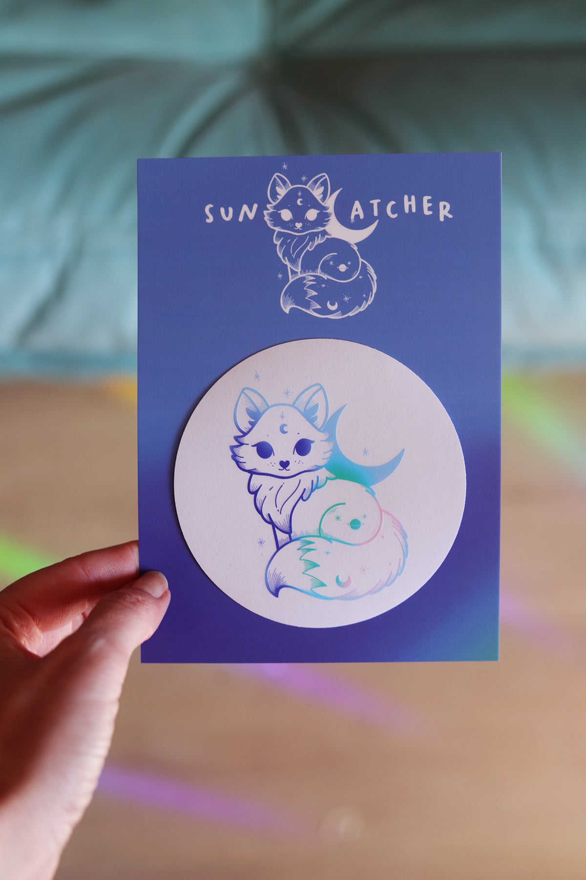 Sticker Suncatcher "Renard astral" – Créateur d'arc-en-ciel