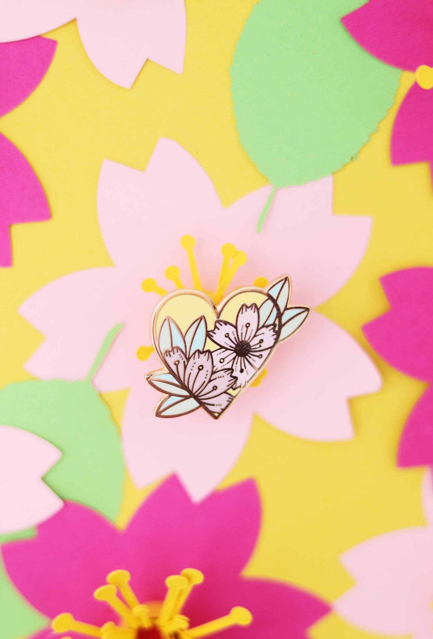 Pin's Heart Sakura