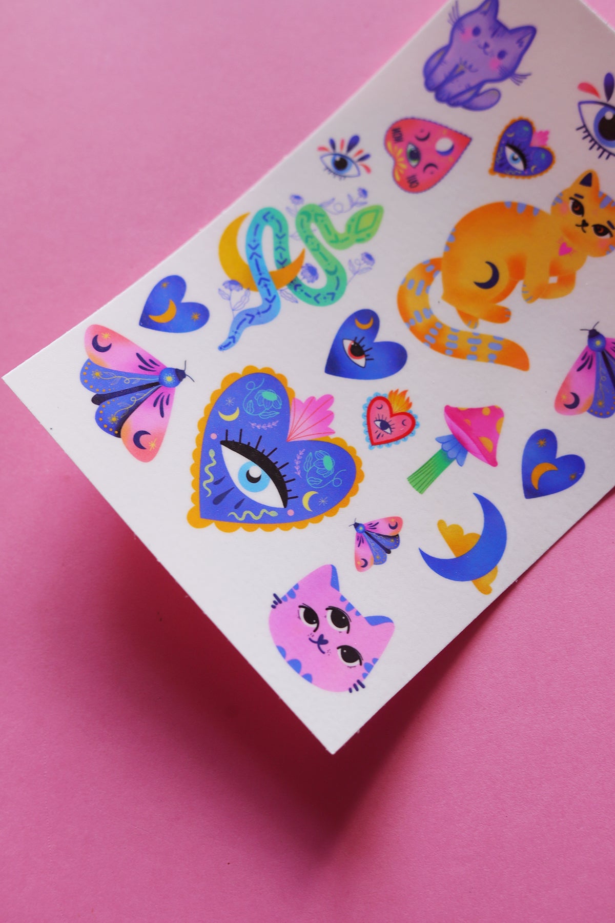 Planche de tatouage éphémère