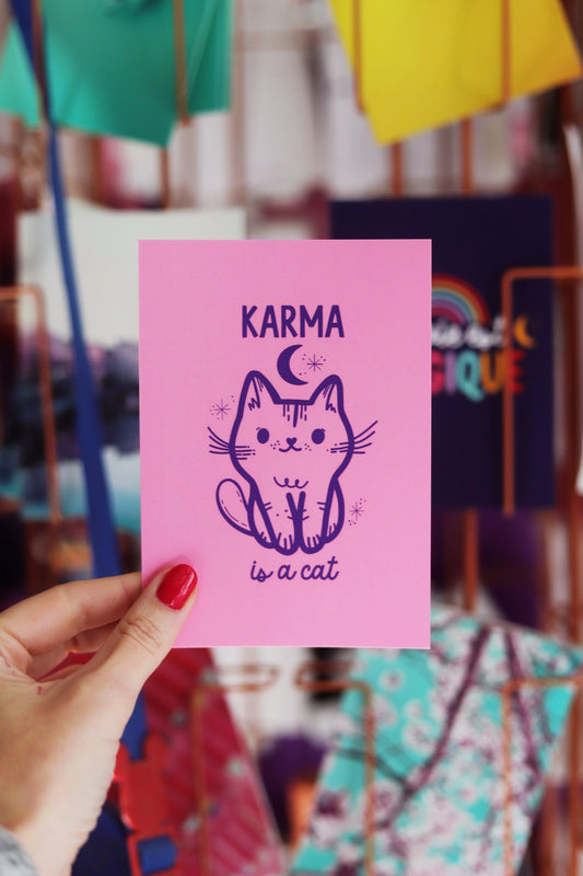 Carte postale Karma is a Cat