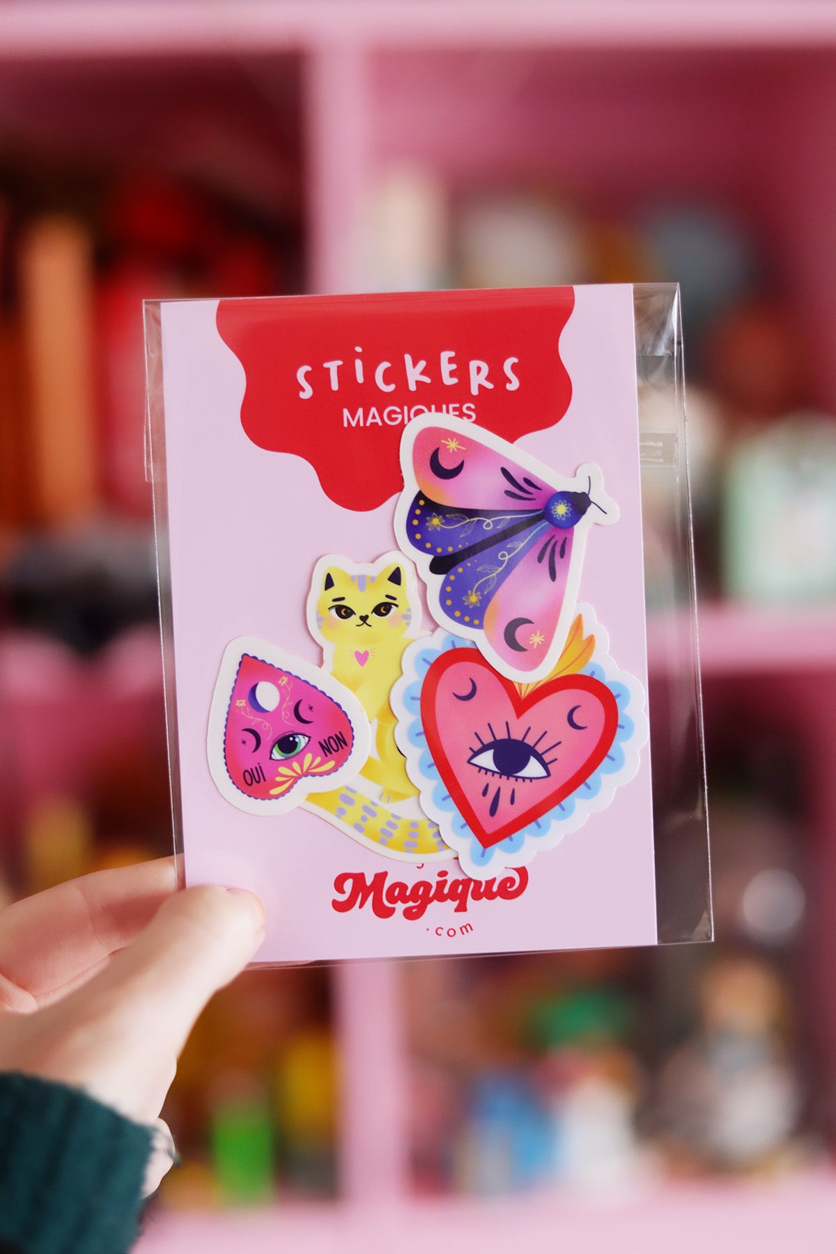 Planche de stickers Chatman de Shop Magique avec différents motifs de chats colorés et amusants.