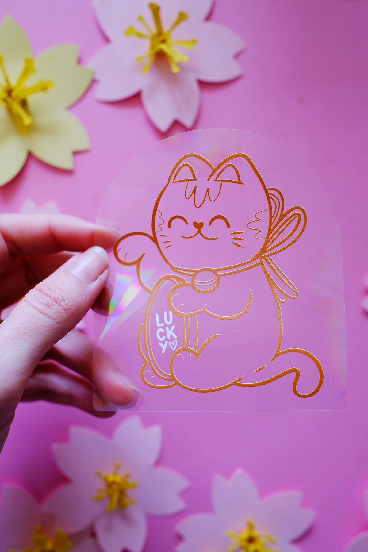 Autocollant en verre Maneki Neko de la sorcière bonne, créateur d'arc-en-ciel, décor en verre coloré et lumineux.